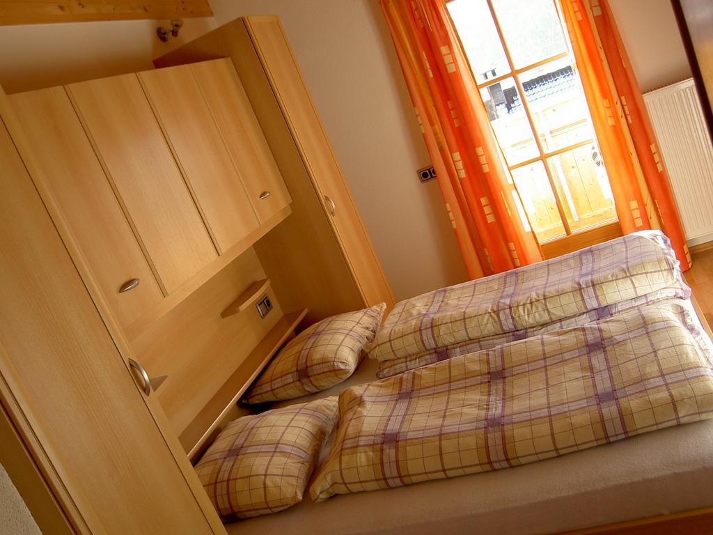 Apartment Oberhauserhof Pfalzen Zimmer foto